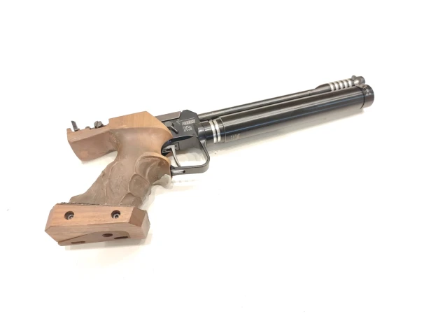 pistolet-pardini-k2s-uzywany-rekojesc